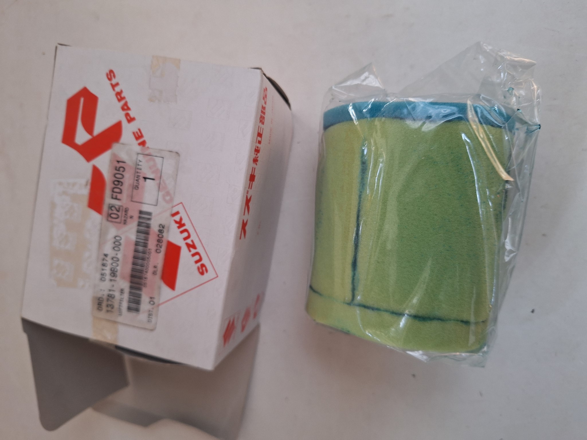 Bild von SUZUKI  LUFTFILTER  13781-19B00